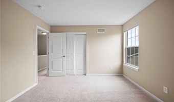 587 Surrey Dr, Aurora, OH 44202