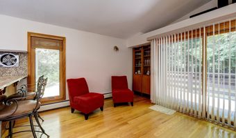15 Brookridge Dr, Avon, CT 06001