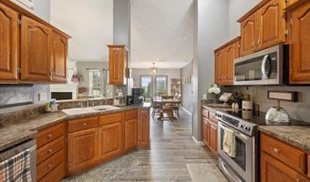 105 Sierra Ln, Arcanum, OH 45304