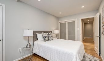 1029 N STUART St 307, Arlington, VA 22201