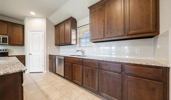 7243 Veal Station Rd, Weatherford, TX 76085
