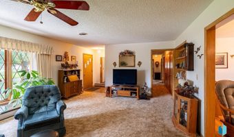 511 N Cherry Ave, Bridgewater, SD 57319
