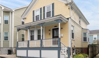 11 Ann St, Newport, RI 02840