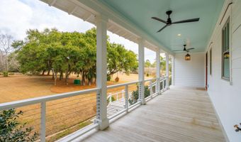 8107 Doar Rd, Awendaw, SC 29429