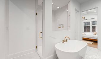 1527 St George, Charlotte, NC 28205