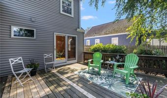 154 Chapmans Ave, Warwick, RI 02886