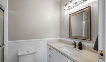 29340 Castlehill Dr, Agoura Hills, CA 91301