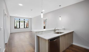 662 AVENUE C 304, Bayonne, NJ 07002