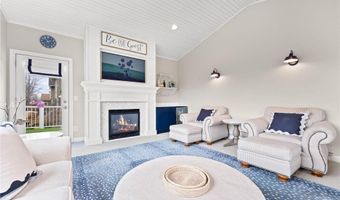 11689 E Laketowne Dr, Albertville, MN 55301