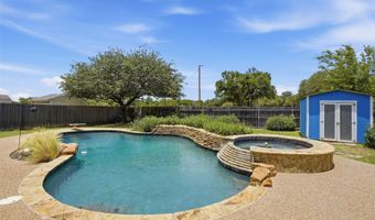 107 Clyde Dr, Aledo, TX 76008