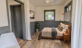 90 Searsport Ave, Belfast, ME 04915