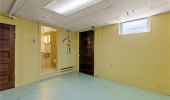 120 Smith St, Cranston, RI 02905