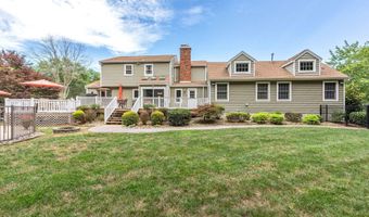 44 Devonshire Ct, Middletown, NJ 07748