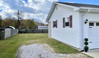 100 Spruce Tree, Barbourville, KY 40906