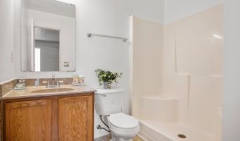 7238 Parklake Cir, Indianapolis, IN 46217