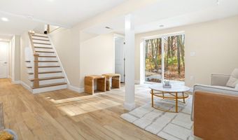 44 Dudley Rd, Berlin, MA 01503