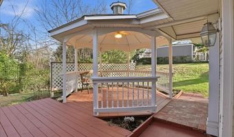 6205 EVERGLADES Dr, Alexandria, VA 22312