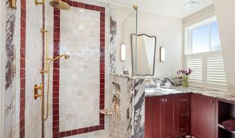 49 Third St, Newport, RI 02840