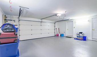 20 B Springbrook Dr, Belfast, ME 04915