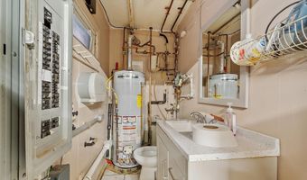 42 Allenstown Rd, Allenstown, NH 03275