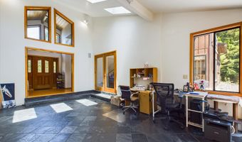 3122 St Louis Rd, Arcata, CA 95521