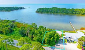590 Hwy 98, Apalachicola, FL 32320