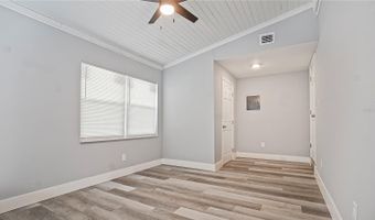721 E 13TH St, Apopka, FL 32703