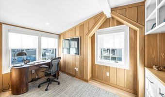 162 76th St, Avalon, NJ 08202