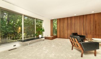 2707 Englave Dr, Ann Arbor, MI 48103