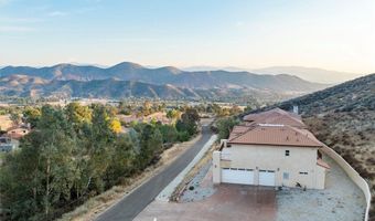 9455 Hierba Rd, Agua Dulce, CA 91390