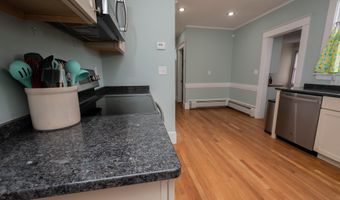 369 Ohio St, Bangor, ME 04401