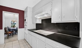 2423 Chapel Hl, Bartlesville, OK 74006
