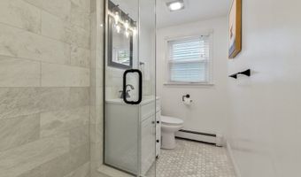 122 Thompson St, Boston, MA 02136