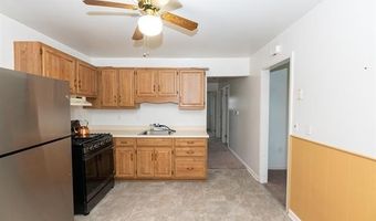 7252 LUANA Ave, Allen Park, MI 48101