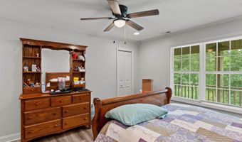 7486 Snake Rd, Athens, AL 35611