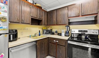 3101 N Country Club Dr 209, Aventura, FL 33180