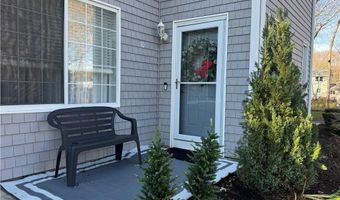10 Parsley Ln, Narragansett, RI 02874