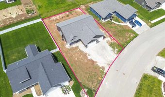 5749 N SEQUOIA Dr, Appleton, WI 54913