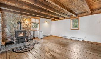 226-248 Barrett Rd, Alloway, NJ 07422