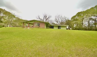 1915 N River Oaks Dr, Abbeville, LA 70510