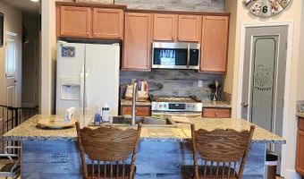 135 Cambridge Dr, Dayton, NV 89403