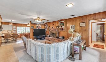 1940 ALICE Dr, Astor, FL 32102