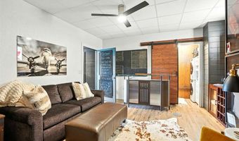 430 Carlyle Dr, North Liberty, IA 52317