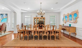 5114 WESSLING Ln, Bethesda, MD 20814