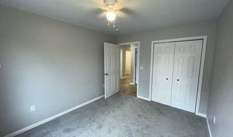 913 Pine Ave, Alma, MI 48801