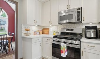 5080 Newpark Dr NW, Acworth, GA 30101