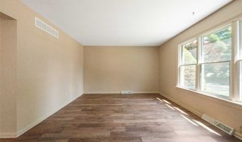1586 Norledge Rd, Akron, OH 44305