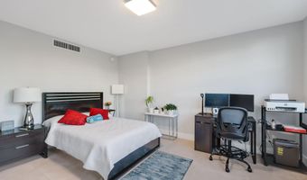 10180 W Bay Harbor Dr 2c, Bay Harbor Islands, FL 33154