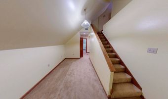 136 Lock Ln, Alum Creek, WV 25003