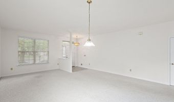46 Robin Ln, Barnegat, NJ 08005